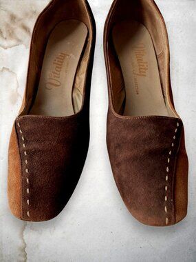 Vitality Collection Vintage Brown Suede Block Heel Pumps Size 8.5 Approx
